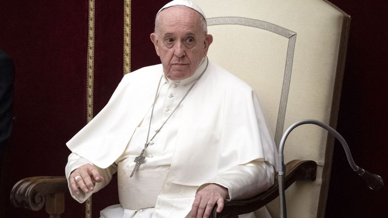 Le pape François va être opéré d'une inflammation du colon