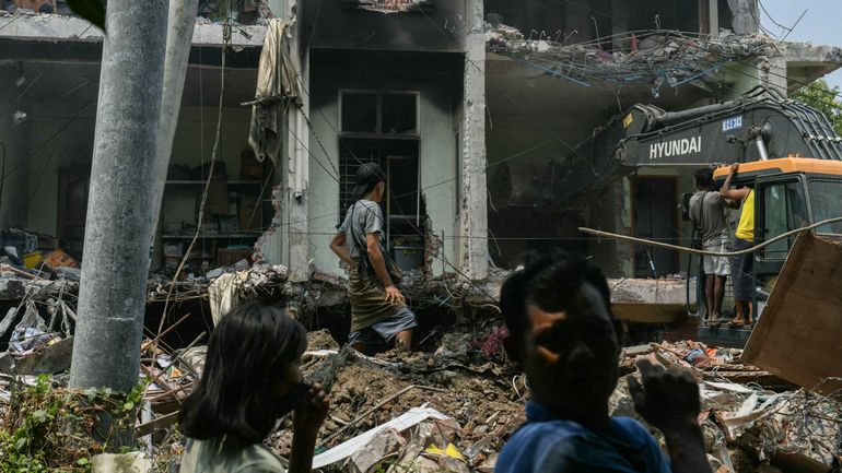 Séisme en Birmanie : un nouveau bilan de la junte fait état de plus de 1000 morts