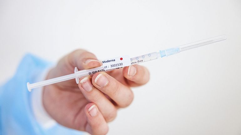 Vaccination : Moderna conteste le lien potentiel entre son vaccin et une inflammation cardiaque