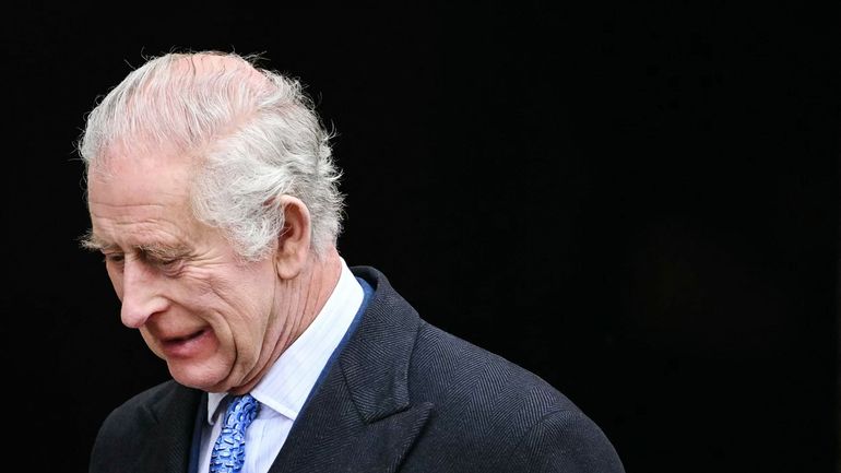 Royaume-Uni : le roi Charles III signe la loi controversée sur l'expulsion de migrants vers le Rwanda