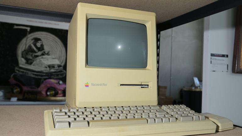Le premier Macintosh, un objet innovant qui ouvrait la voie aux ordinateurs modernes, était lancé il y a 40 ans