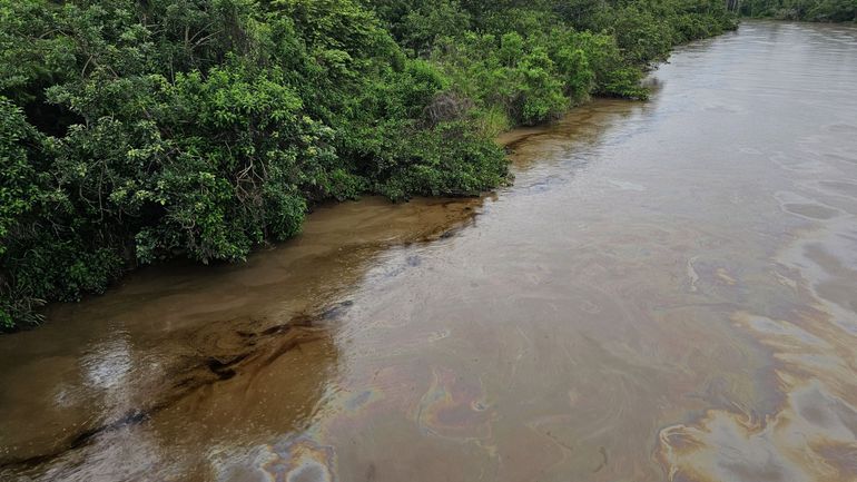 Nouvelle fuite d'hydrocarbures : l'Équateur dénonce un 