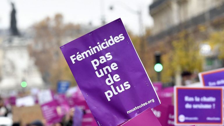 En France, deux femmes auraient déjà été victimes de féminicide durant les douze premières heures de 2022