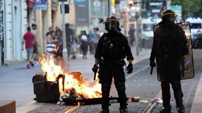 Adolescent tué par un policier à Nanterre : nette décrue des violences dans la nuit de lundi à mardi, 72 interpellations