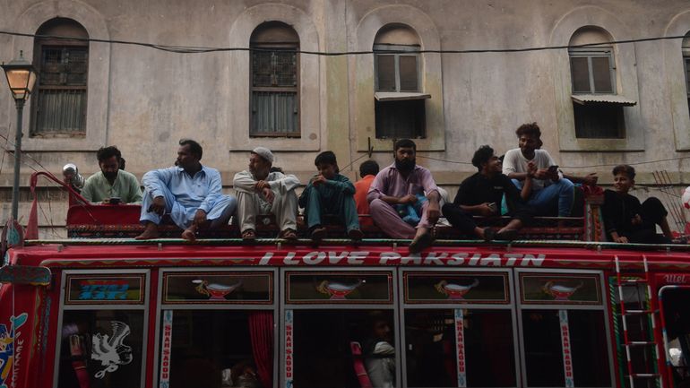 Dix-neuf morts dans un accident de bus au Pakistan