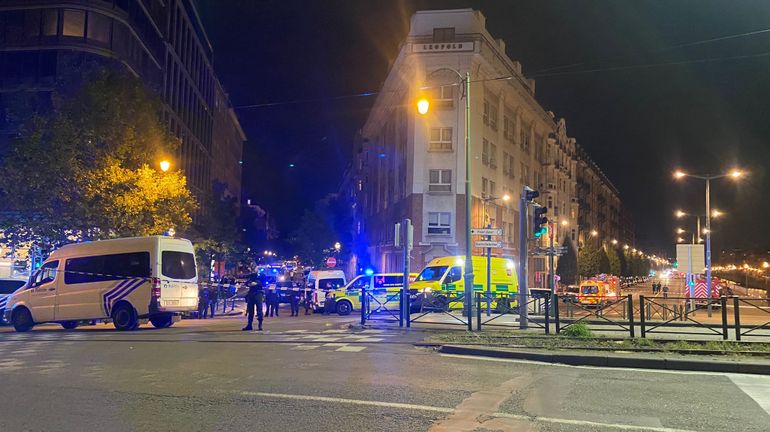 Attentat à Bruxelles : transports en commun perturbés, match arrêté, les Bruxellois appelés à rester chez eux