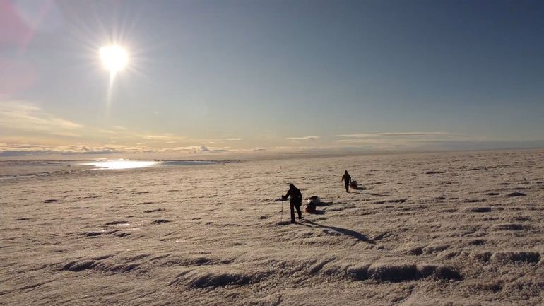 Dans la Dark Zone du Groenland pour mieux comprendre la fonte des glaciers
