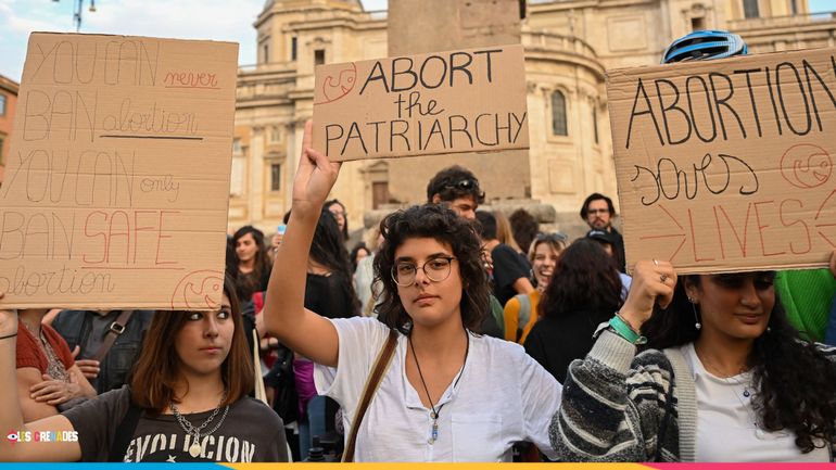 En Italie, la droite radicale de Giorgia Meloni accusée de légitimer les associations anti-IVG
