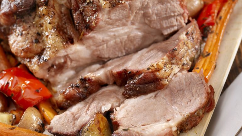 Recette Carlo: Rôti de porc «au spiringue », sauce pickles