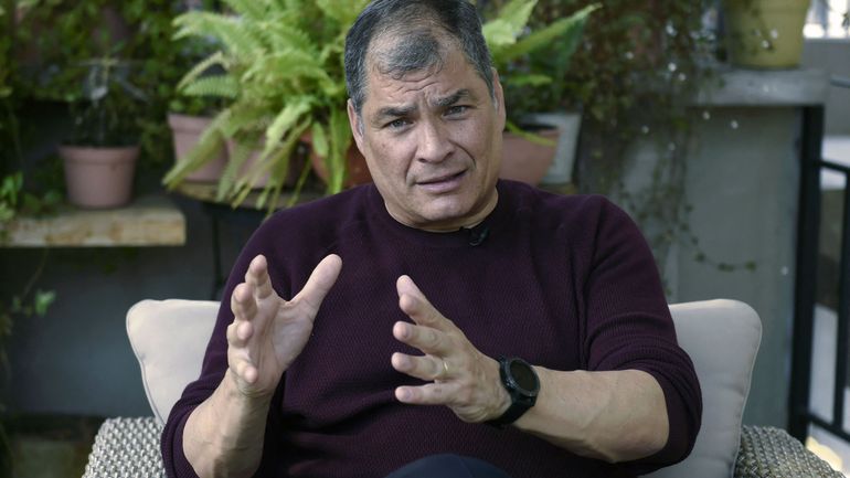 Un tribunal équatorien va demander à la Belgique l'extradition de l'ex-président Correa