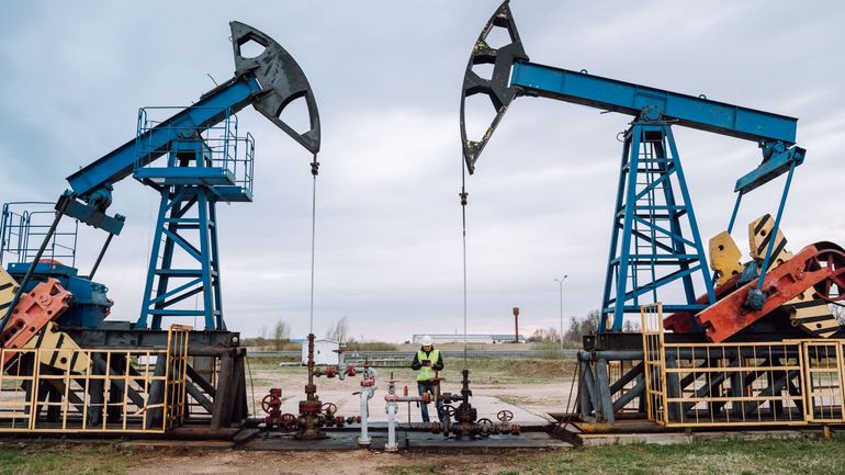 Guerre en Ukraine : la Russie bientôt confrontée au plafonnement du prix de son pétrole