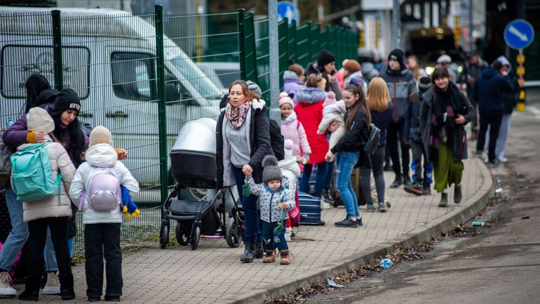 Plus de 50.000 Ukrainiens ont fui leur pays en moins de 48 heures, selon l'ONU