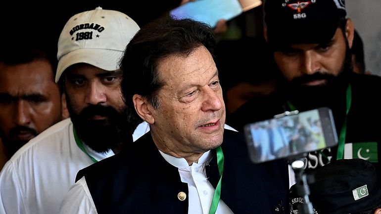 Pakistan : l'ex-Premier ministre Imran Khan condamné à trois ans de prison pour corruption, il fera appel
