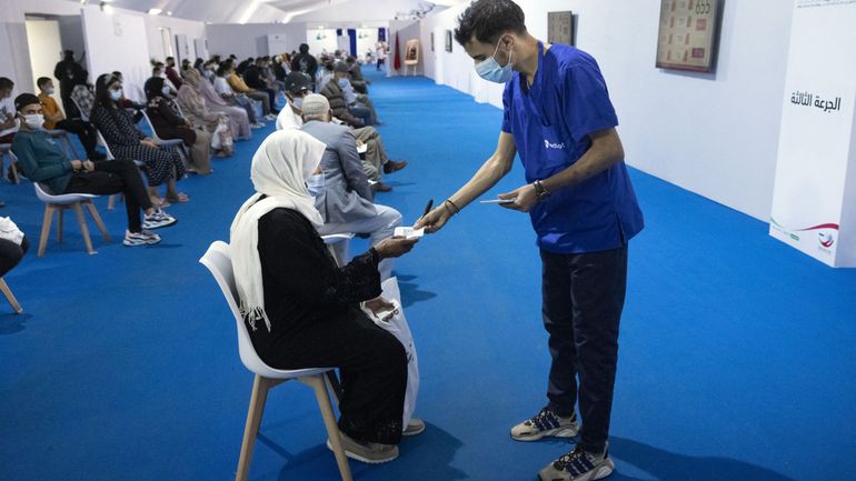 Coronavirus: le Maroc lance un pass vaccinal malgré des protestations