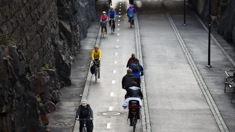 Quels sont les secrets de la ville d'Helsinki pour n'enregistrer aucun décès sur la route en un an ?
