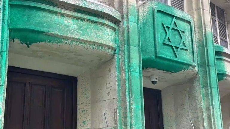 Paris : jets de peinture verte sur deux synagogues et le Mémorial de la Shoah