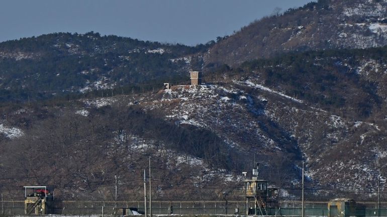 Une personne entre clandestinement en Corée du Nord depuis le Sud
