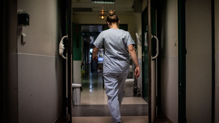 Santé : un soignant sur quatre envisage de quitter la profession