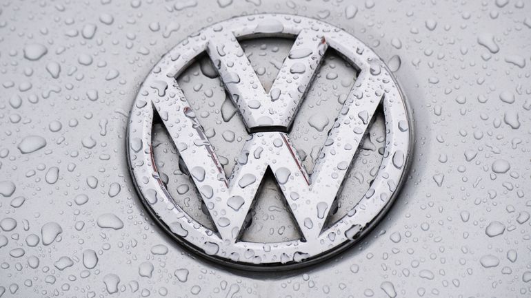 Quatre managers de VW acquittés dans une affaire de salaires excessifs