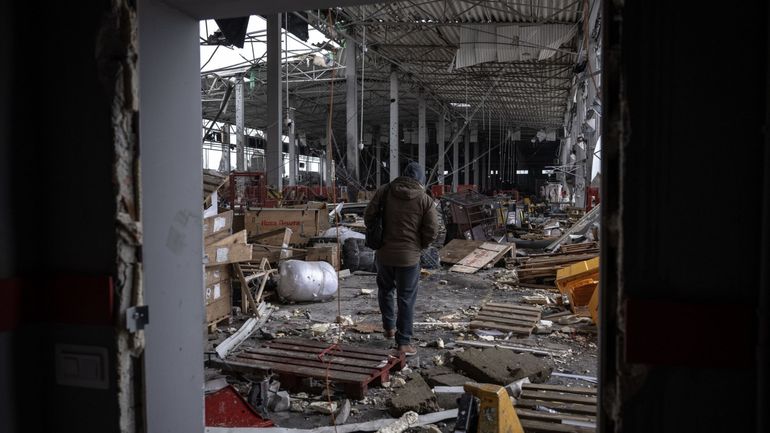 Guerre en Ukraine : une frappe russe fait six morts dans un dépôt postal de la région de Kharkiv