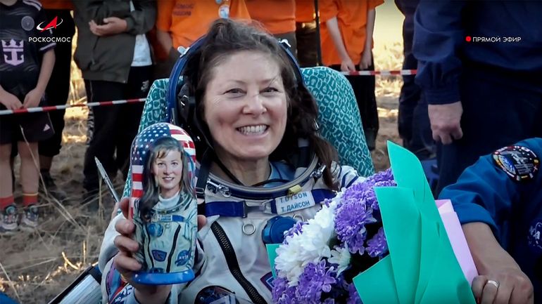 Deux cosmonautes russes et une astronaute américaine de retour sur Terre après un séjour record dans l'ISS