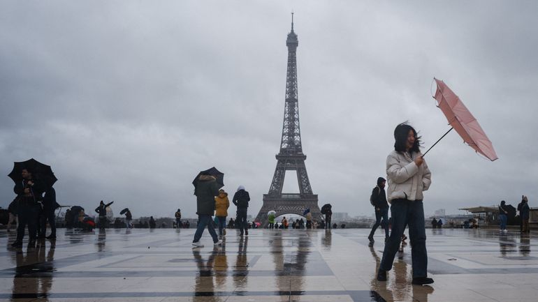 texte tour eiffel