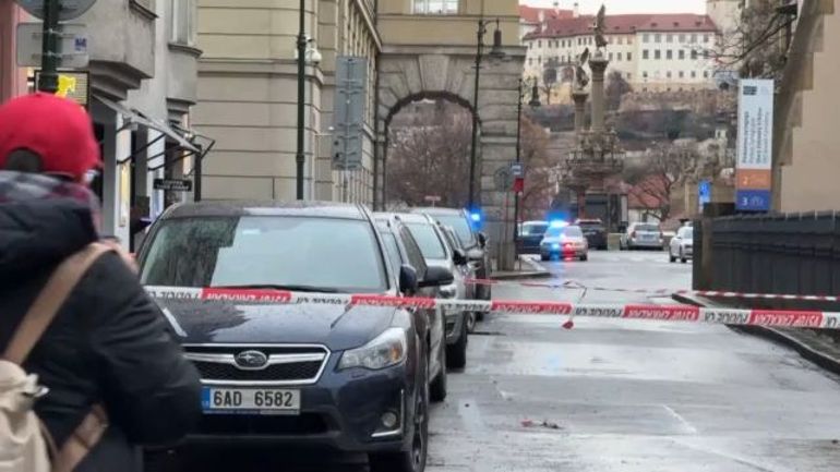 Une fusillade fait plusieurs morts et des dizaines de blessés à Prague, l'assaillant a été 