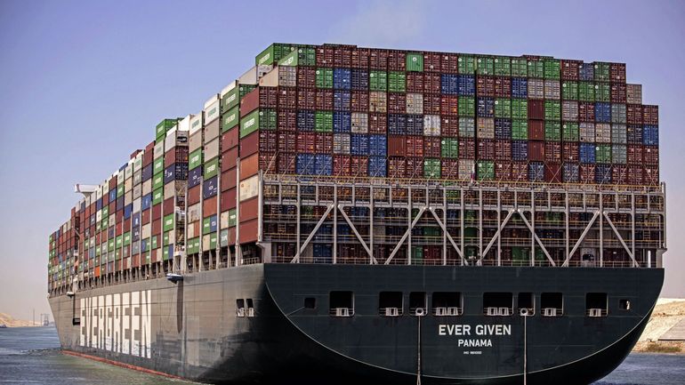 Le porte-conteneur Ever Given, qui avait bloqué le canal de Suez, enfin arrivé à Rotterdam