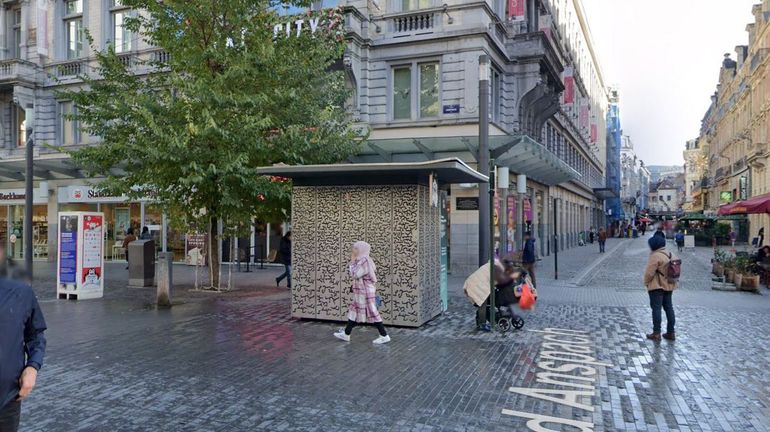 Le piétonnier de la malbouffe ? La Ville de Bruxelles recherche un fleuriste pour l’un de ses kiosques