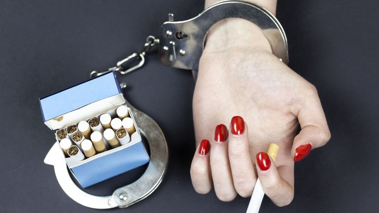 Contrefaçon : la douane saisit 30 millions de cigarettes illégales dans deux entrepôts de Flandre occidentale