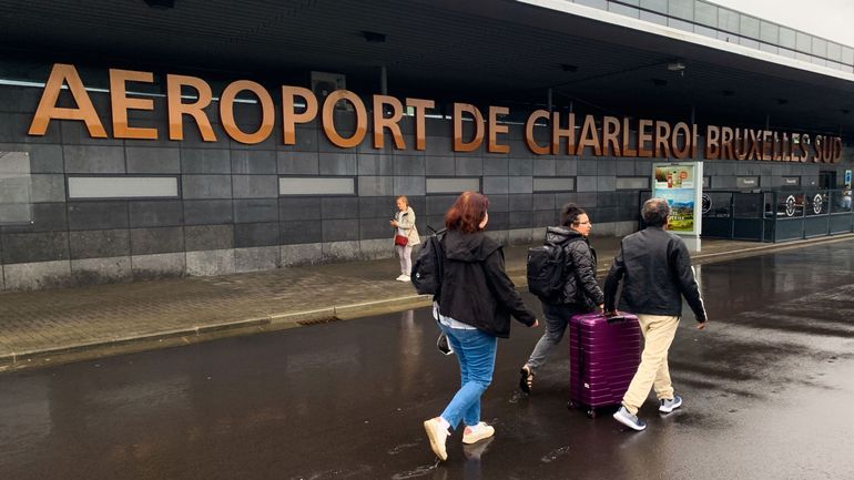 L'aéroport de Charleroi évacué suite à la découverte d'un colis suspect, les vols reprennent