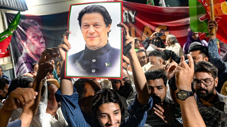 Pakistan : l'ex Premier-ministre Imran Khan condamné à 14 ans de prison pour corruption