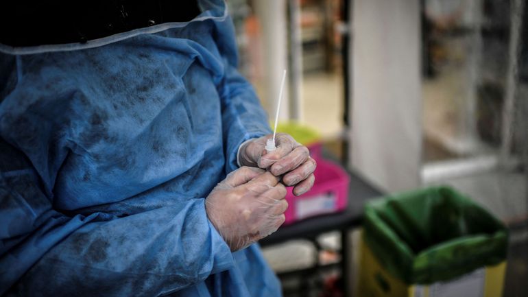 Coronavirus en France : 100.000 contaminations en 24 heures, un cap historique franchi