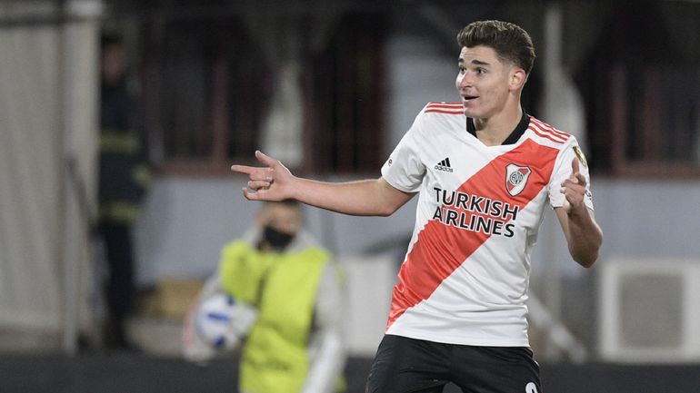 Julian Alvarez, nouveau transfuge de Manchester City, inscrit un sextuplé avec River Plate