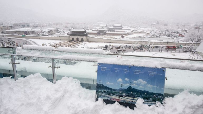 Chutes de neige record en Corée du Sud : au moins trois morts à Séoul