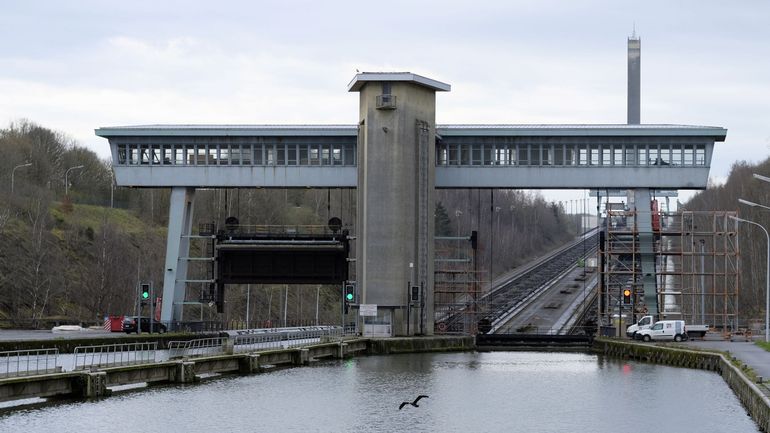 Le plan incliné de Ronquières totalement hors service