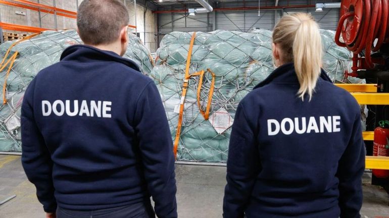 Commerce : la Commission européenne propose des frais de 2 euros sur chaque petit colis entrant dans l'Union