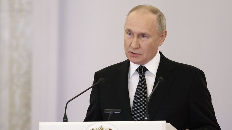 Vladimir Poutine annonce sa candidature à la présidentielle russe de mars 2024