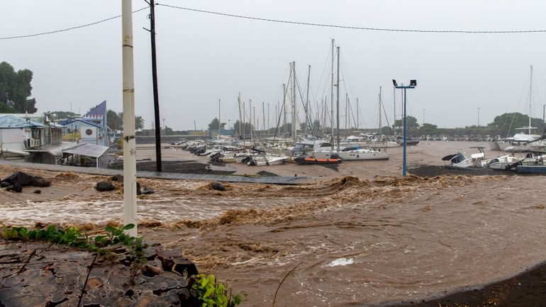 Tempête Fiona : l'état de catastrophe naturelle sera reconnu en Guadeloupe, annonce Darmanin