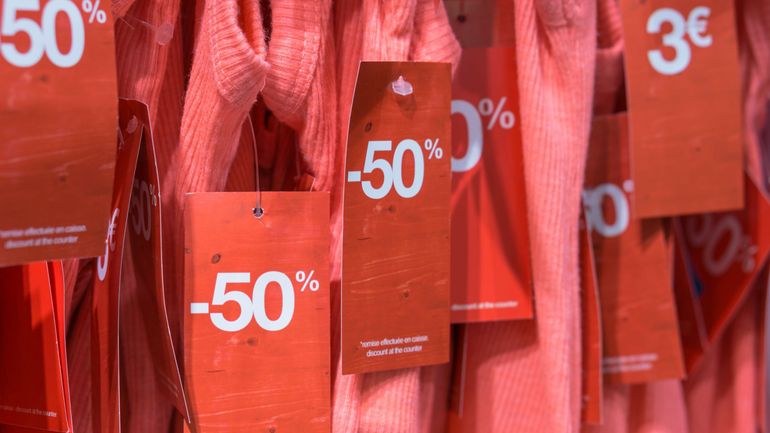 Les soldes d'hiver sont un échec, selon un sondage du SNI