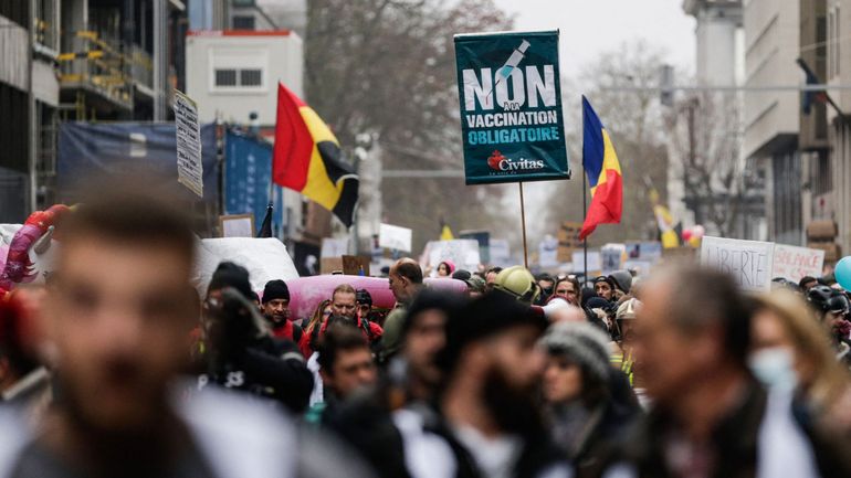 Manifestation à Bruxelles contre les mesures sanitaires : 55 interpellations après des débordements entre des casseurs et la police