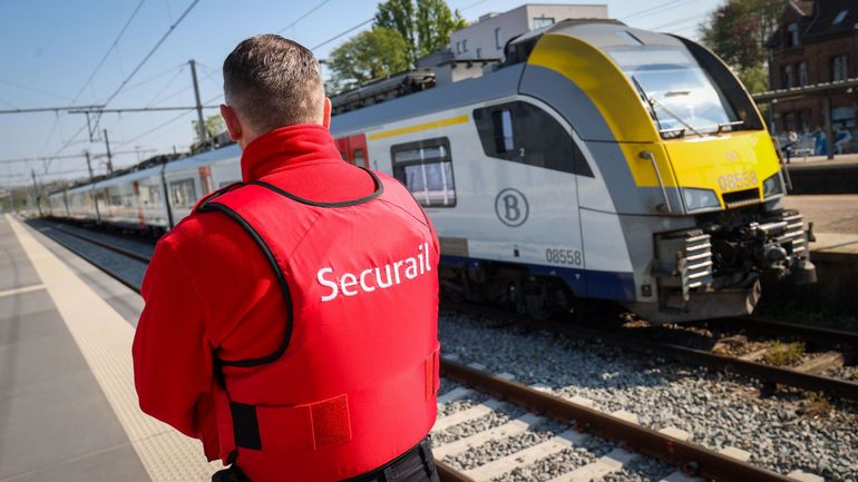 Rail : à hauteur d'Affligem, un millier de passagers évacués d'un train en direction de la Côte