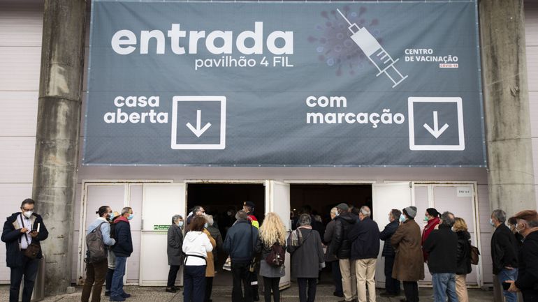 Coronavirus : le Portugal a commencé sa campagne de vaccination des enfants