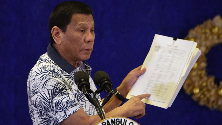 Philippines: Rodrigo Duterte ne coopérera 