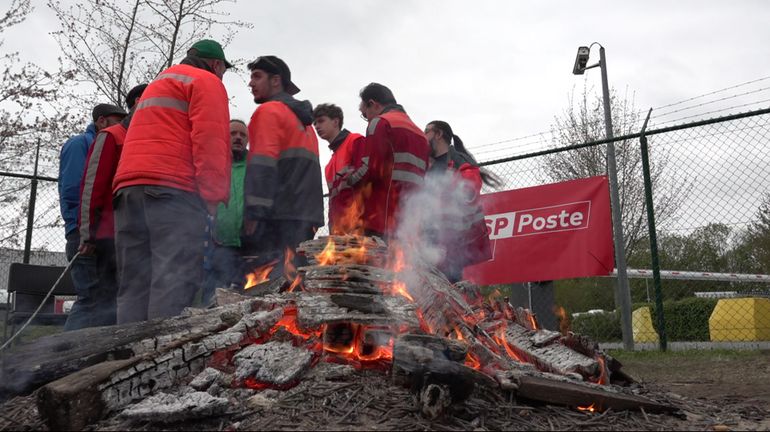 Fin de la grève chez Bpost : le marché postal comme les syndicats restent divisés entre nord et sud du pays