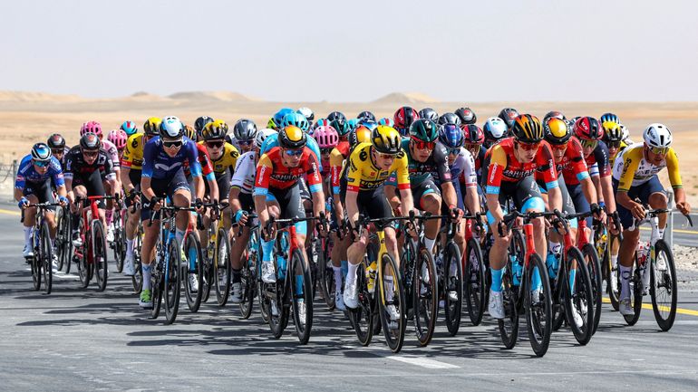 Direct commenté - UAE Tour : Evenepoel va-t-il conserver son maillot de leader au sommet de Jabel Hafeet ?