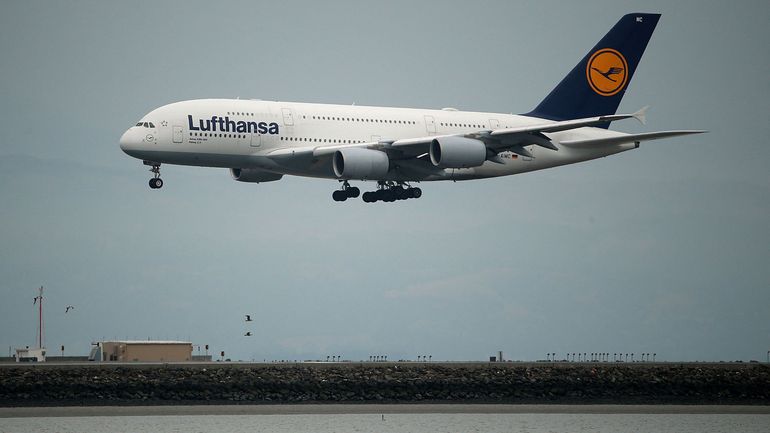 Lufthansa ne prévoit la normalisation des opérations de vol qu'en 2023