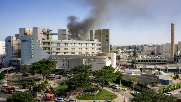 Guerre au Proche-Orient : une frappe iranienne touche un hôpital israélien à Beer-Sheva, Téhéran affirme que la cible était militaire