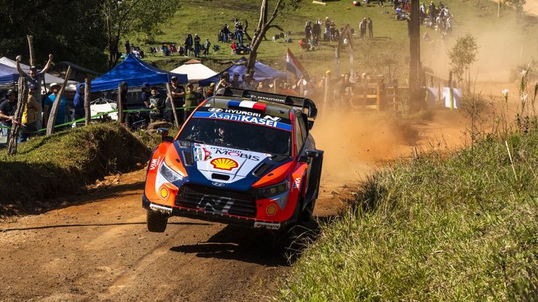 Direct commenté : Neuville reprend la 4e place au Paraguay, Hyundai prend le dessus par rapport à Toyota