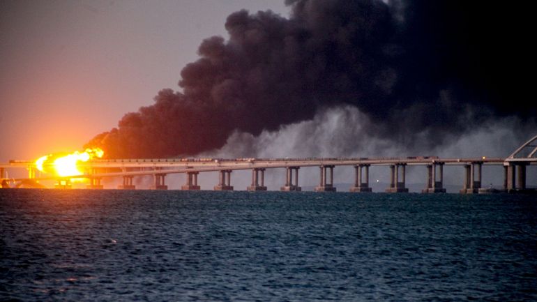 Guerre en Ukraine : huit hommes jugés en Russie pour l'explosion du pont de Crimée en 2022